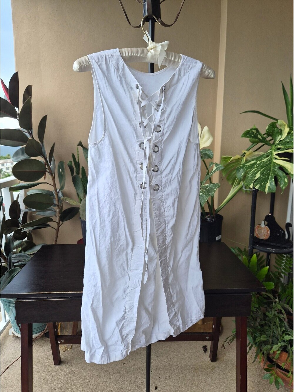 Theory White Lace-Up Grommet Sleeveless Shift Dress Size XXS